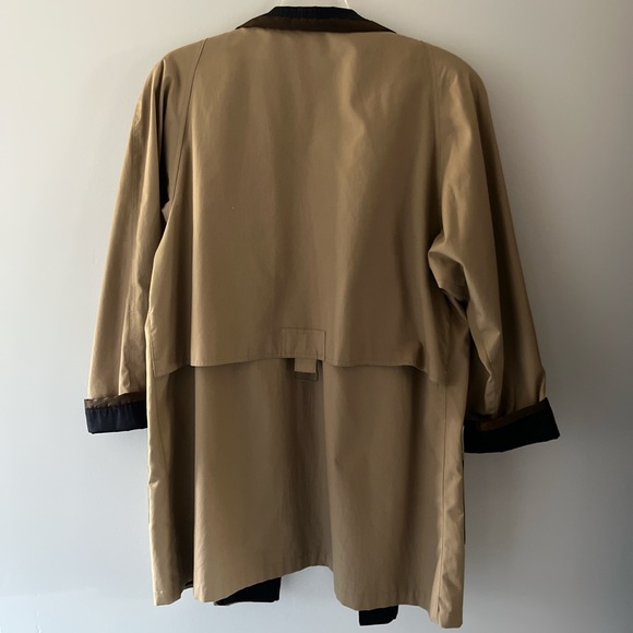 Beige 90s Jacket - Picture 2 of 4